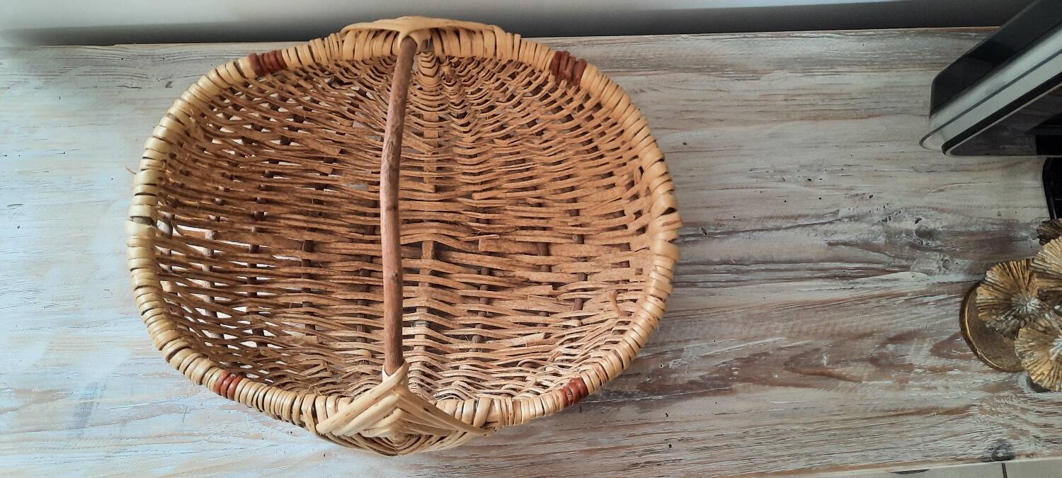 Large rattan basket