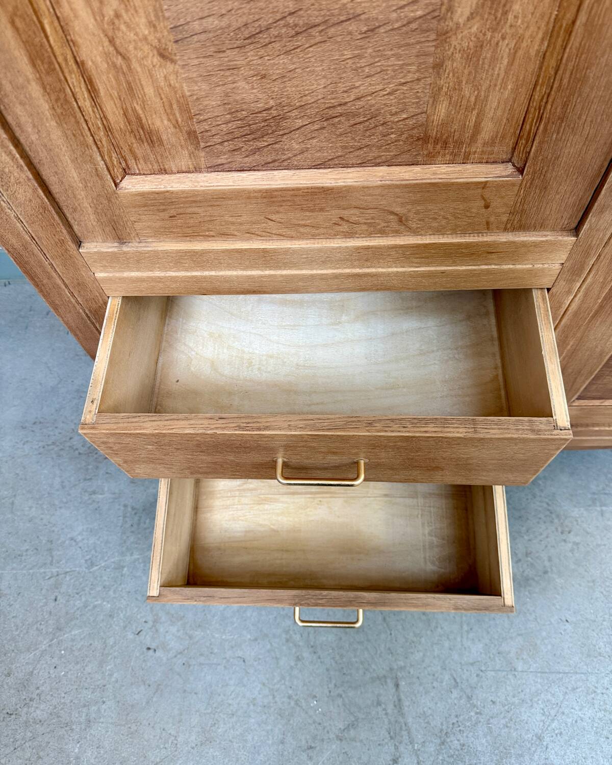 Oak wardrobe (renovated)