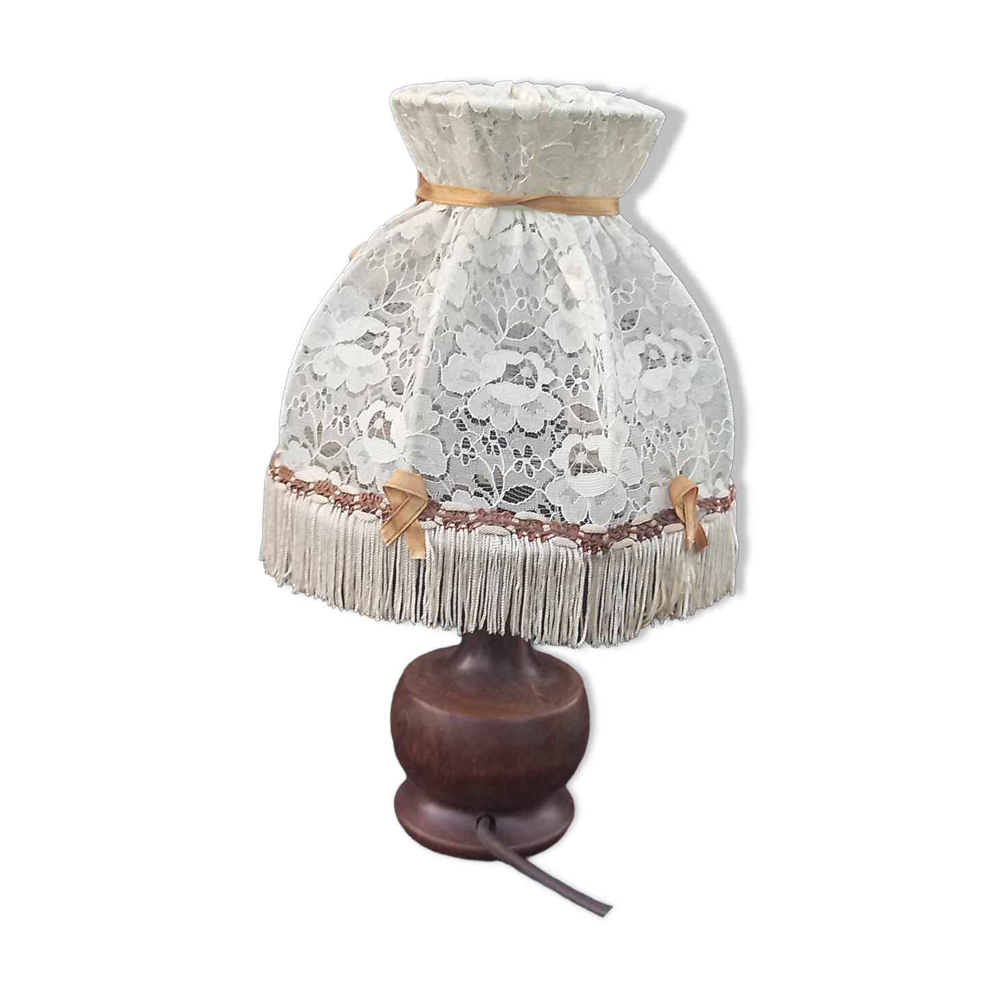 Table lamp