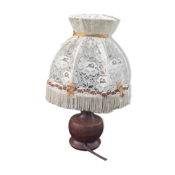Table lamp