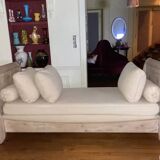 magnificent daybed / sofa bed with cushions, ideal for a bedroom,