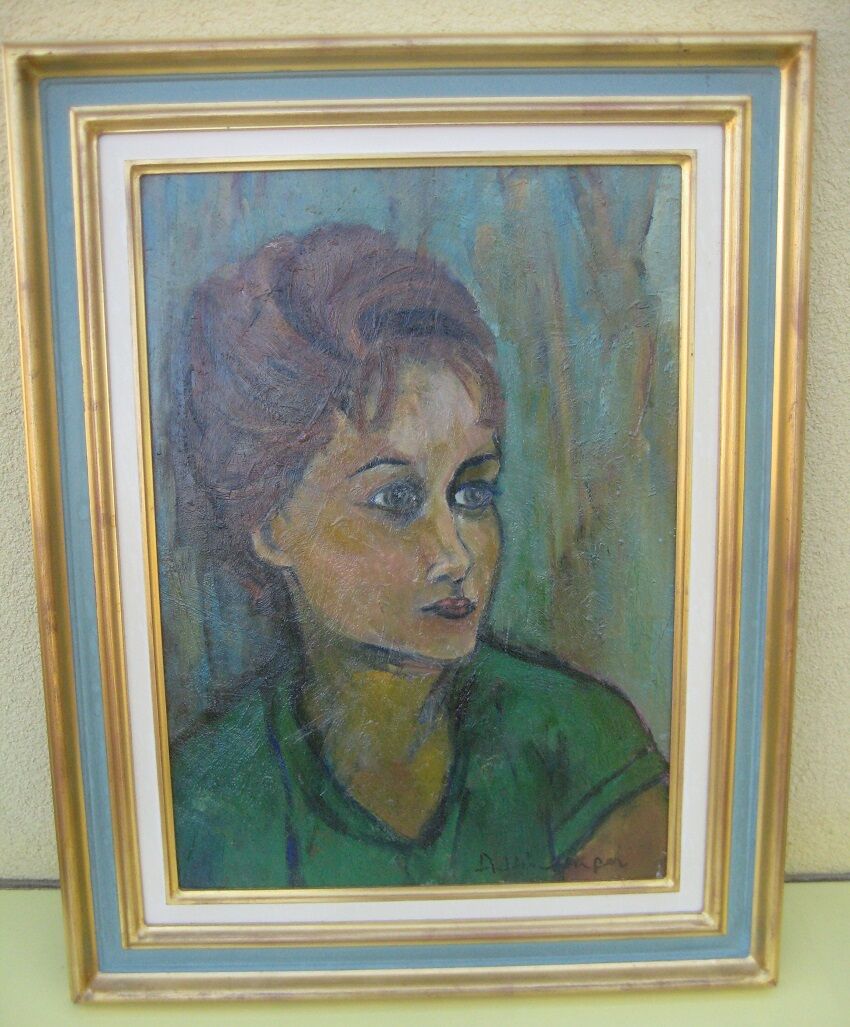 Jeune femme pensive huile sur panneau signée