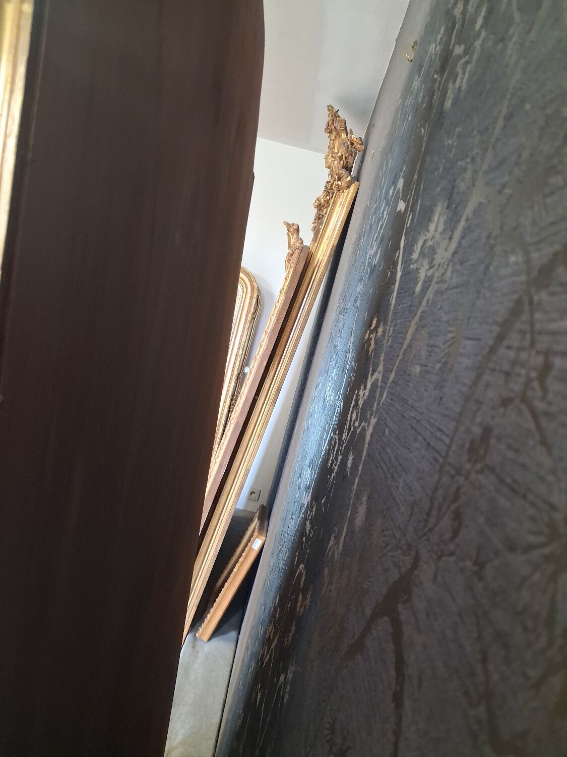 19th-century mirror, 2.04m x 1.25m.