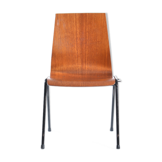 Bended teak plywood stacking chairs on metal construction, Germany, 1960s