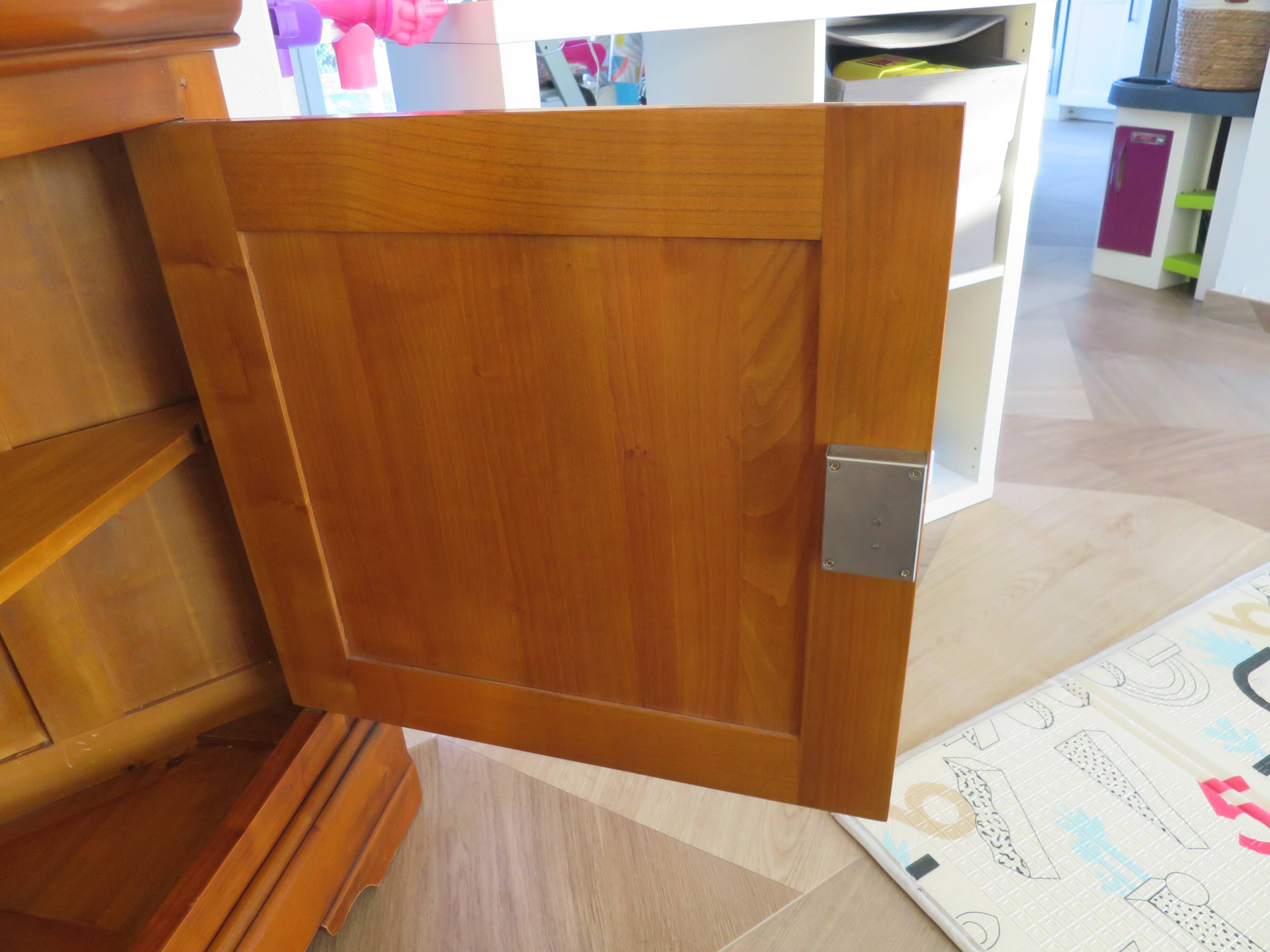 Beautiful corner cupboard - cherry stain - Drawer - one door - Louis Philippe style
