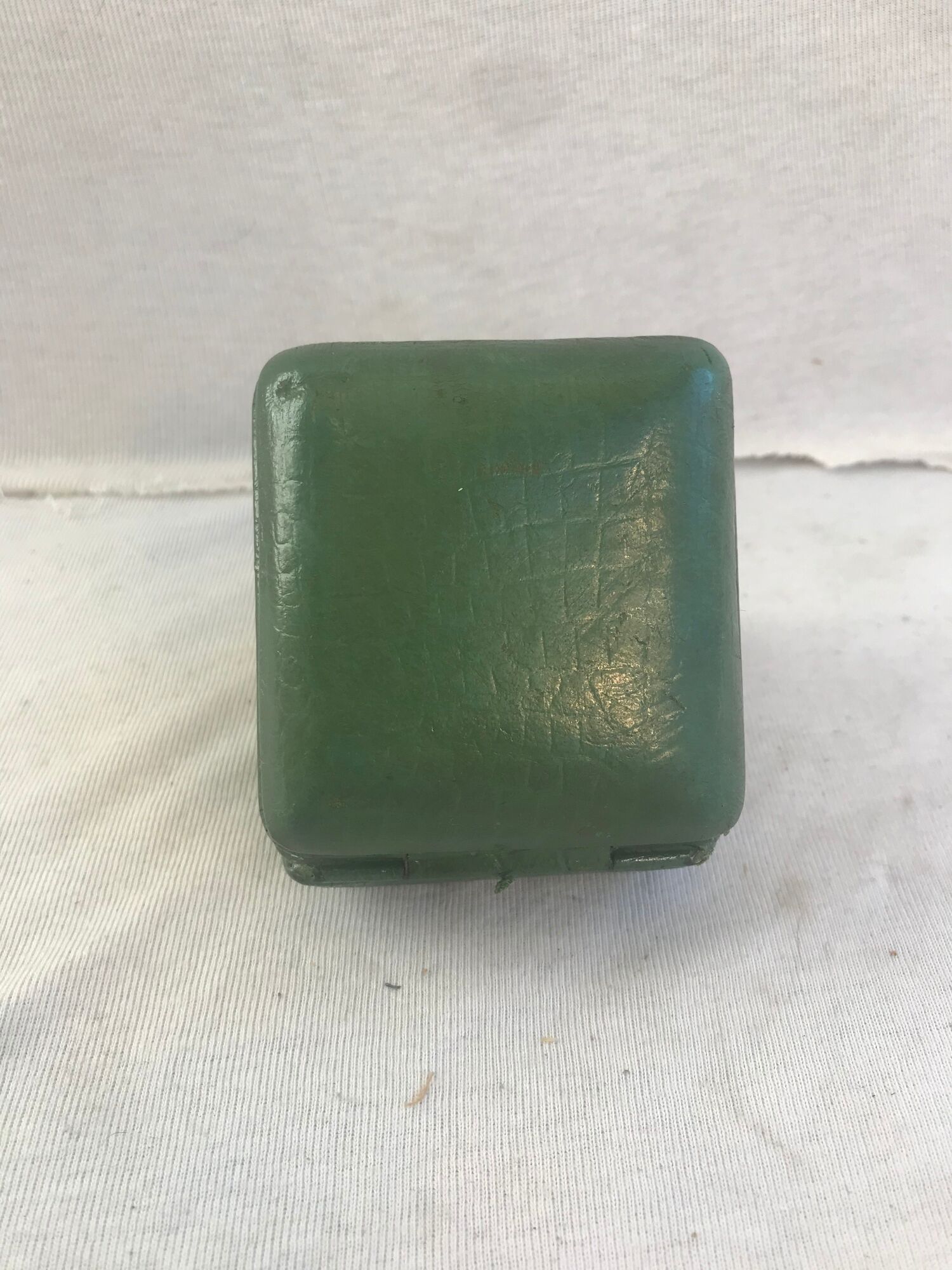Old TRAVEL Awakening TRIUMPH 2 Jewels Laiton - Vintage Green Case
