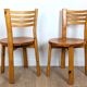 Chaises en pin années 80