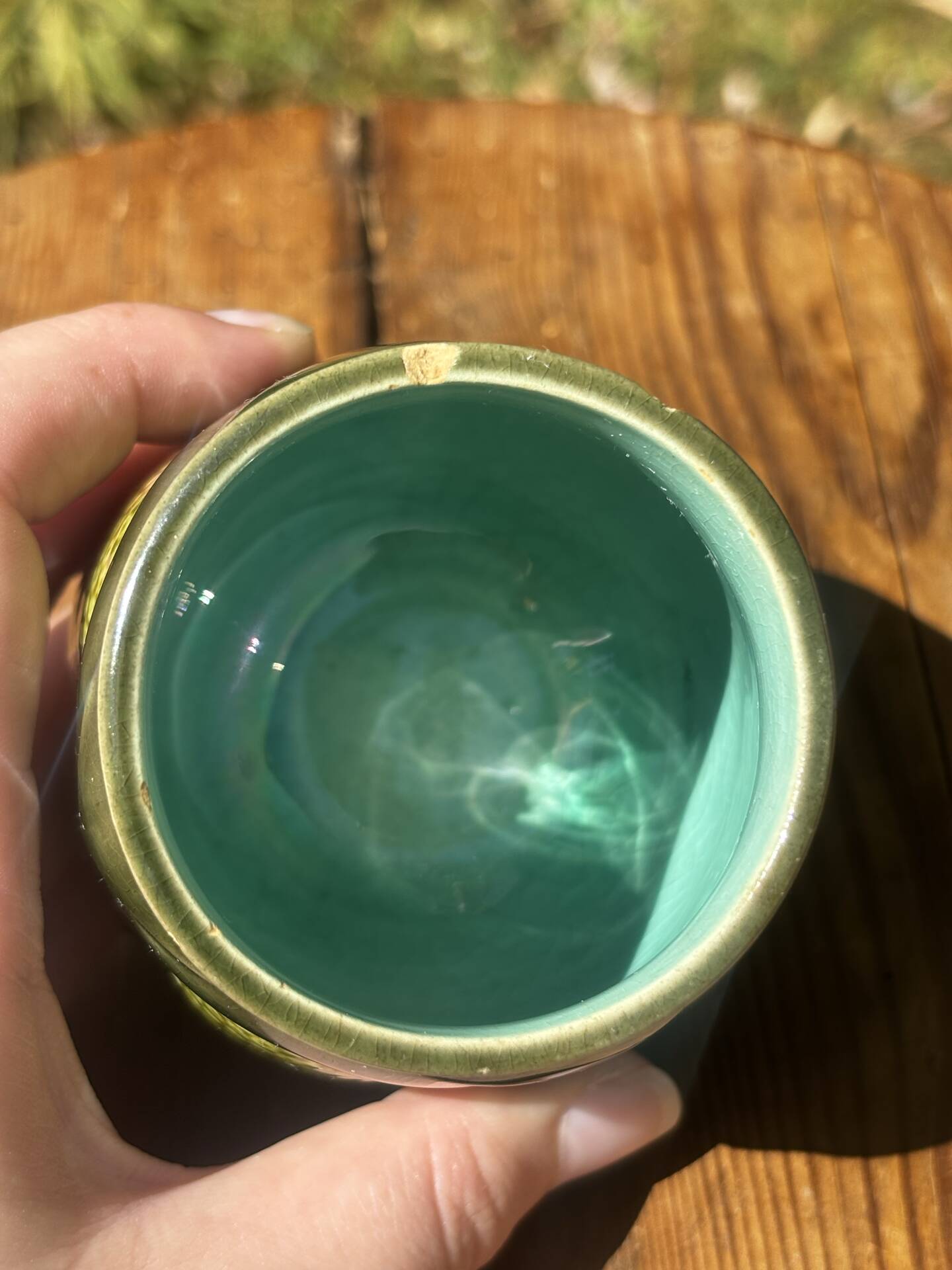 Pretty little antique pot, Majolica Sarreguemines green slipware.