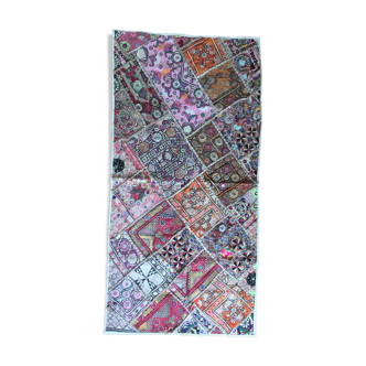 Tapis patchwork Indien d'origine en tissus vintage de Rajasthan 66x133cm