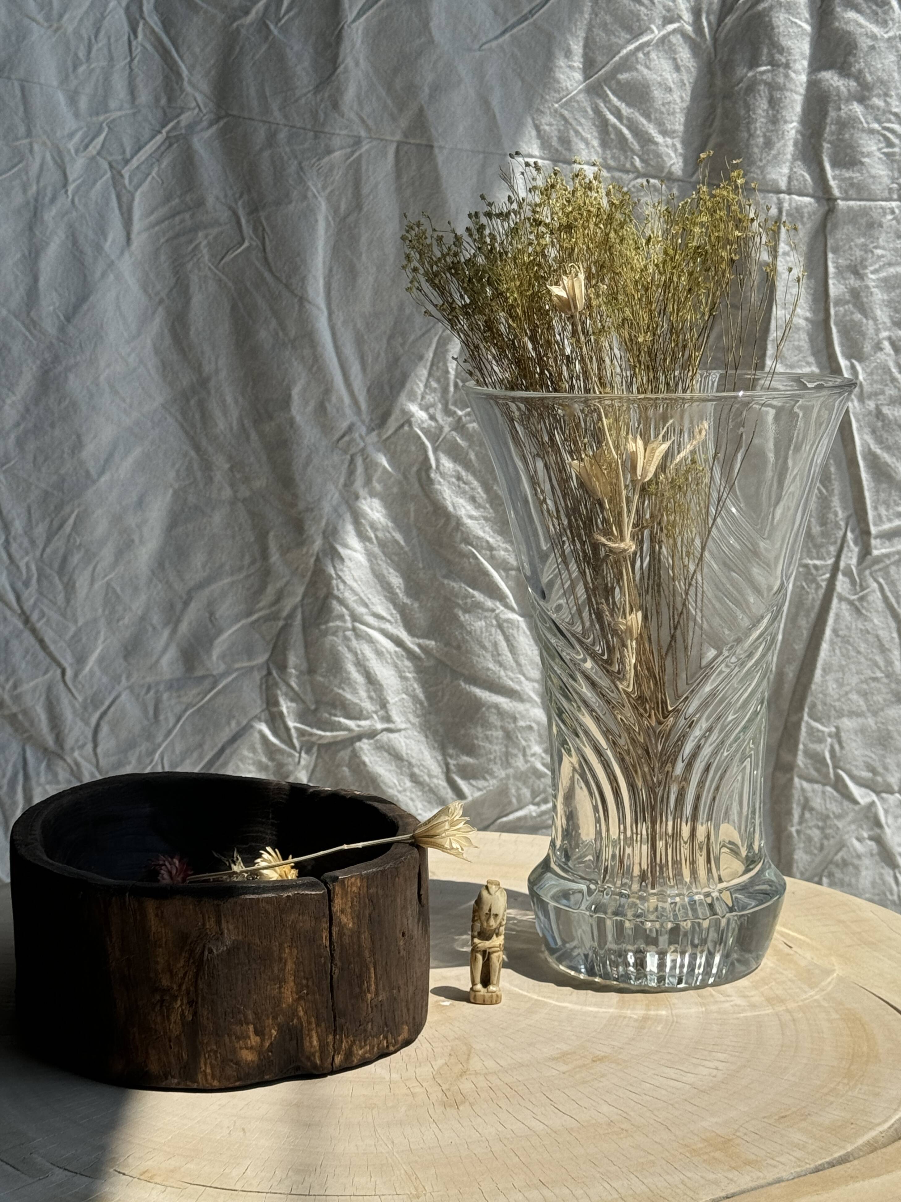 Large geometric glass vase H30