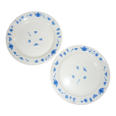 Set of 2 plates naïve blue décor on white background