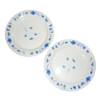 Lot de 2 assiettes décor naïf bleu sur fond blanc