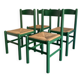 Set of 4 wooden and straw chairs.
