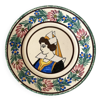 Quimper Breton plate and flowers
