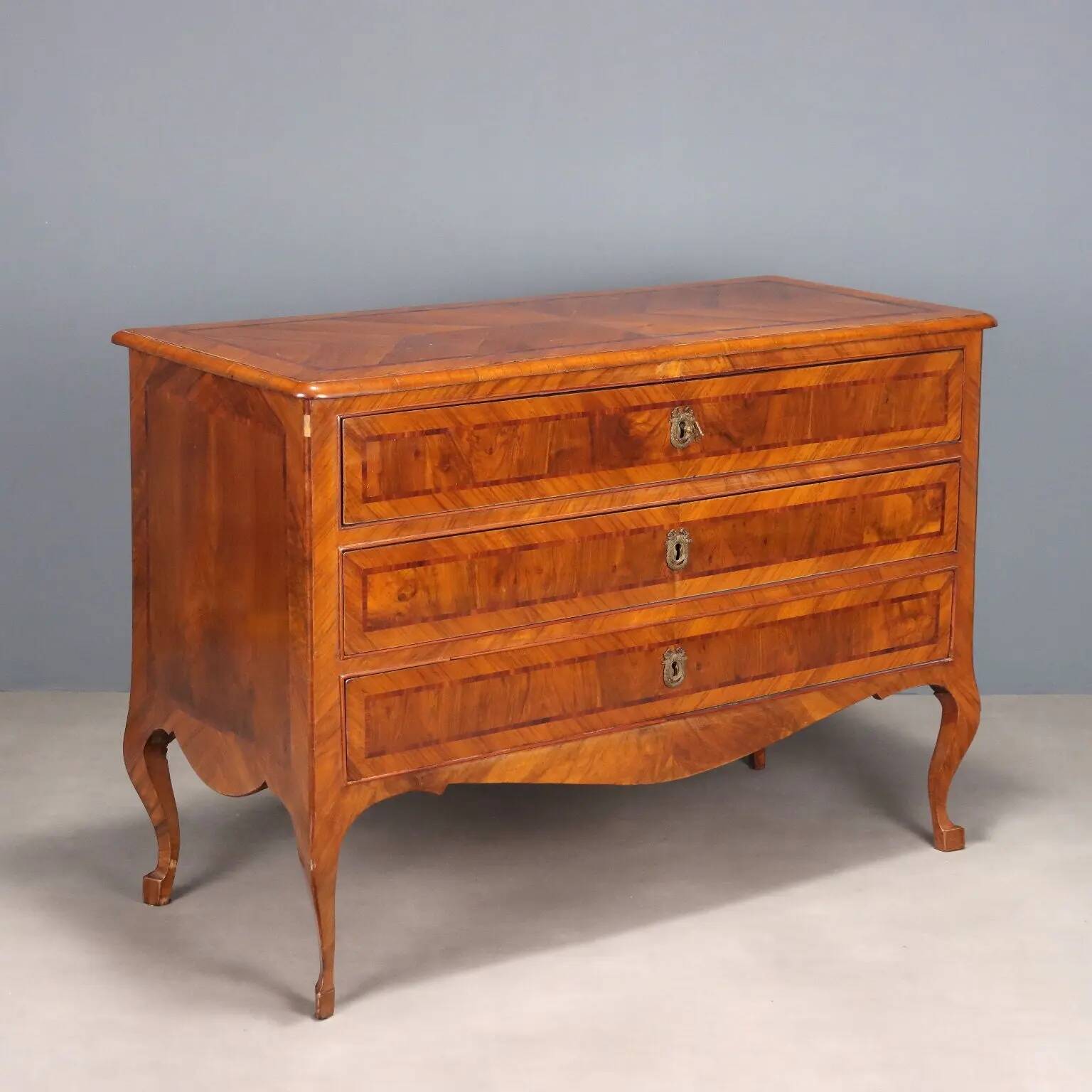 Antique neoclassical commode in poplar, Italy, 18th century