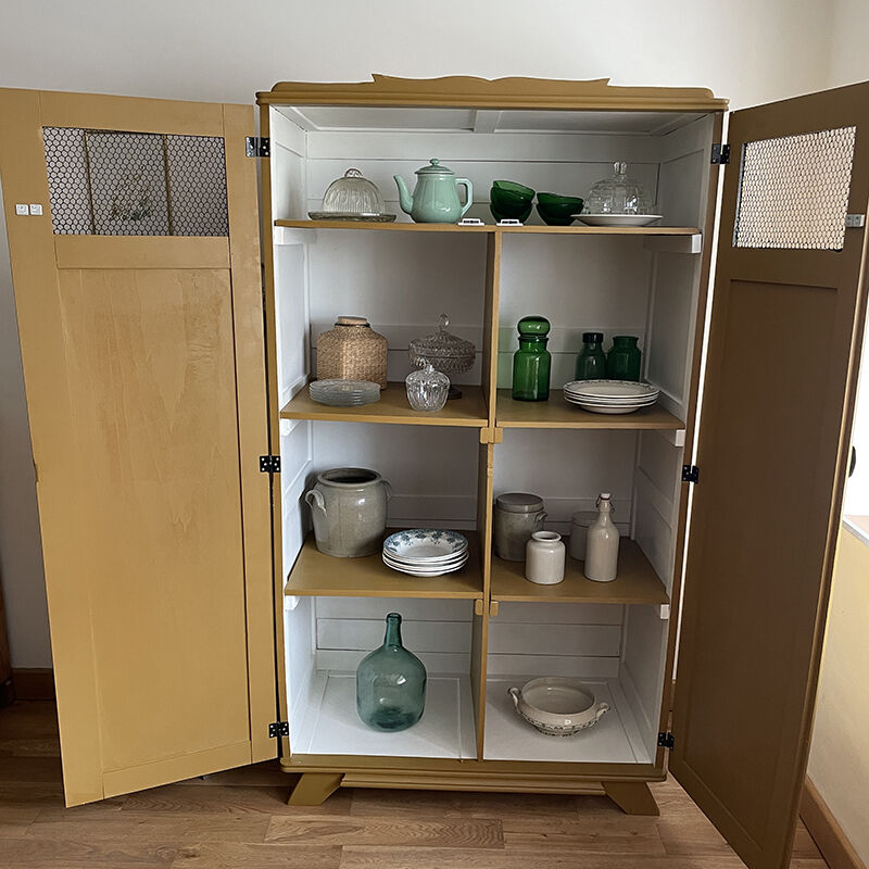 Vintage Parisian wardrobe