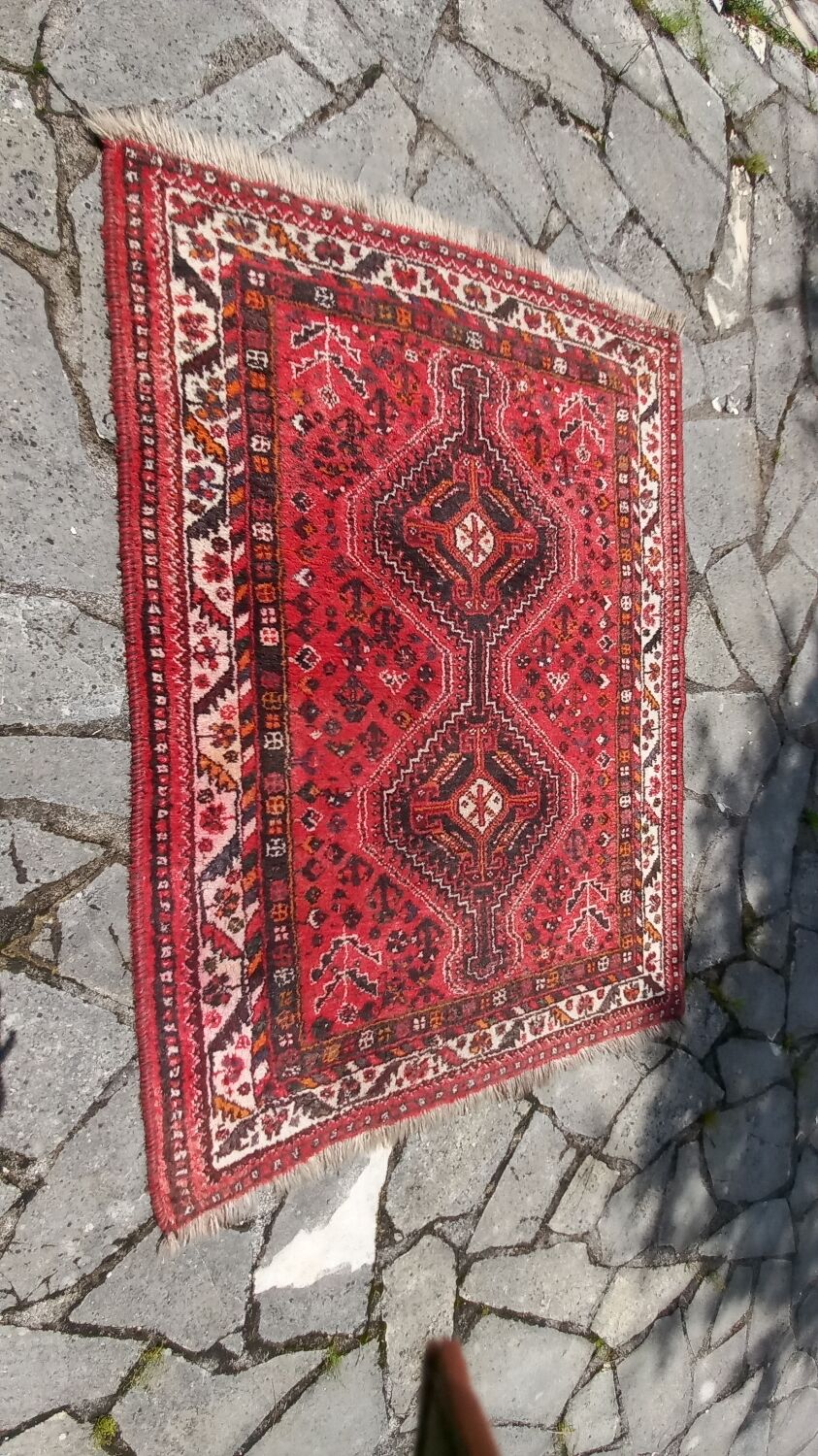 Persian carpet Shiraz handmade in wool