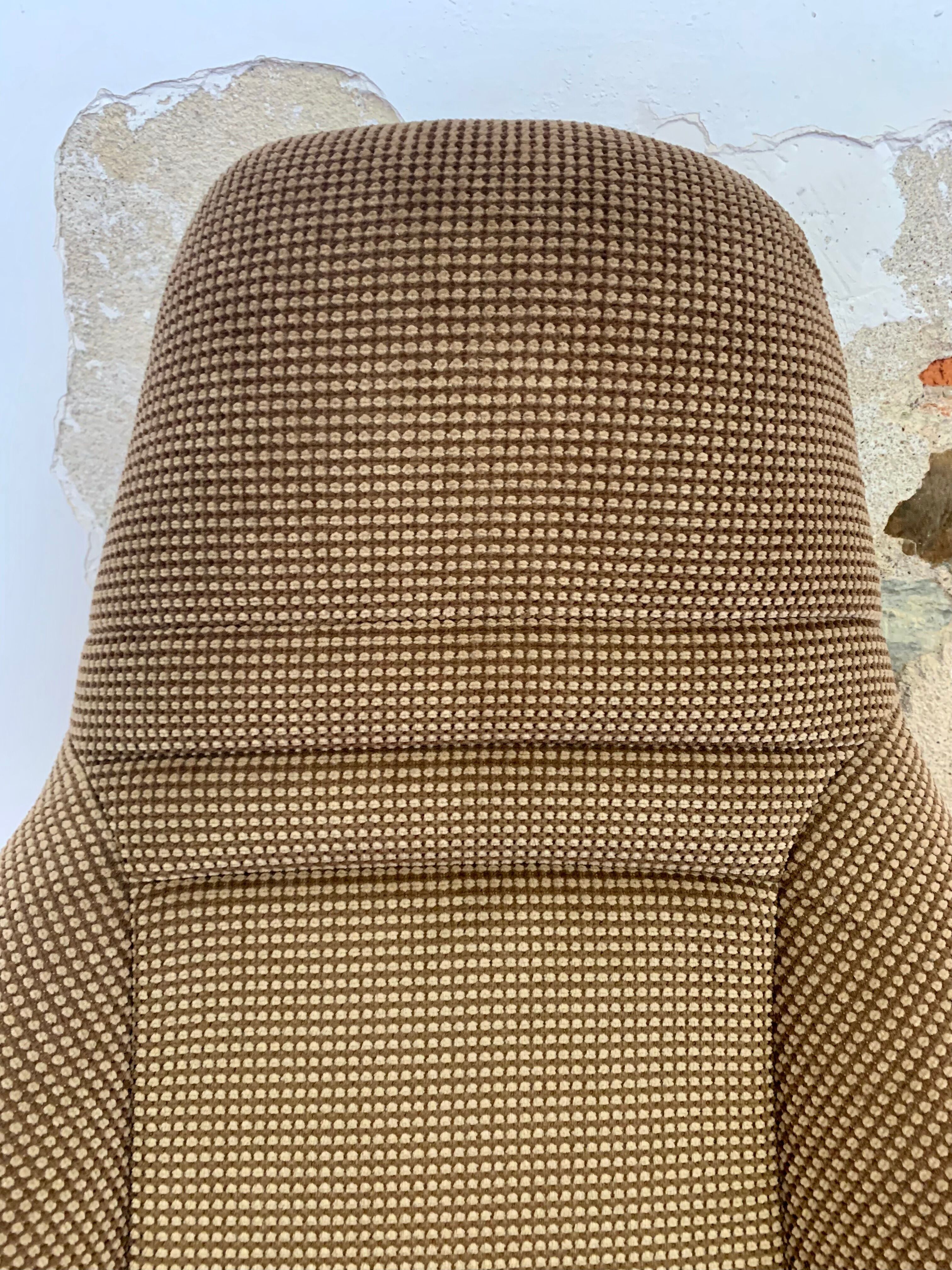 Velvet bucket chair - Mod'plastia