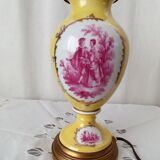 Porcelain table lamp