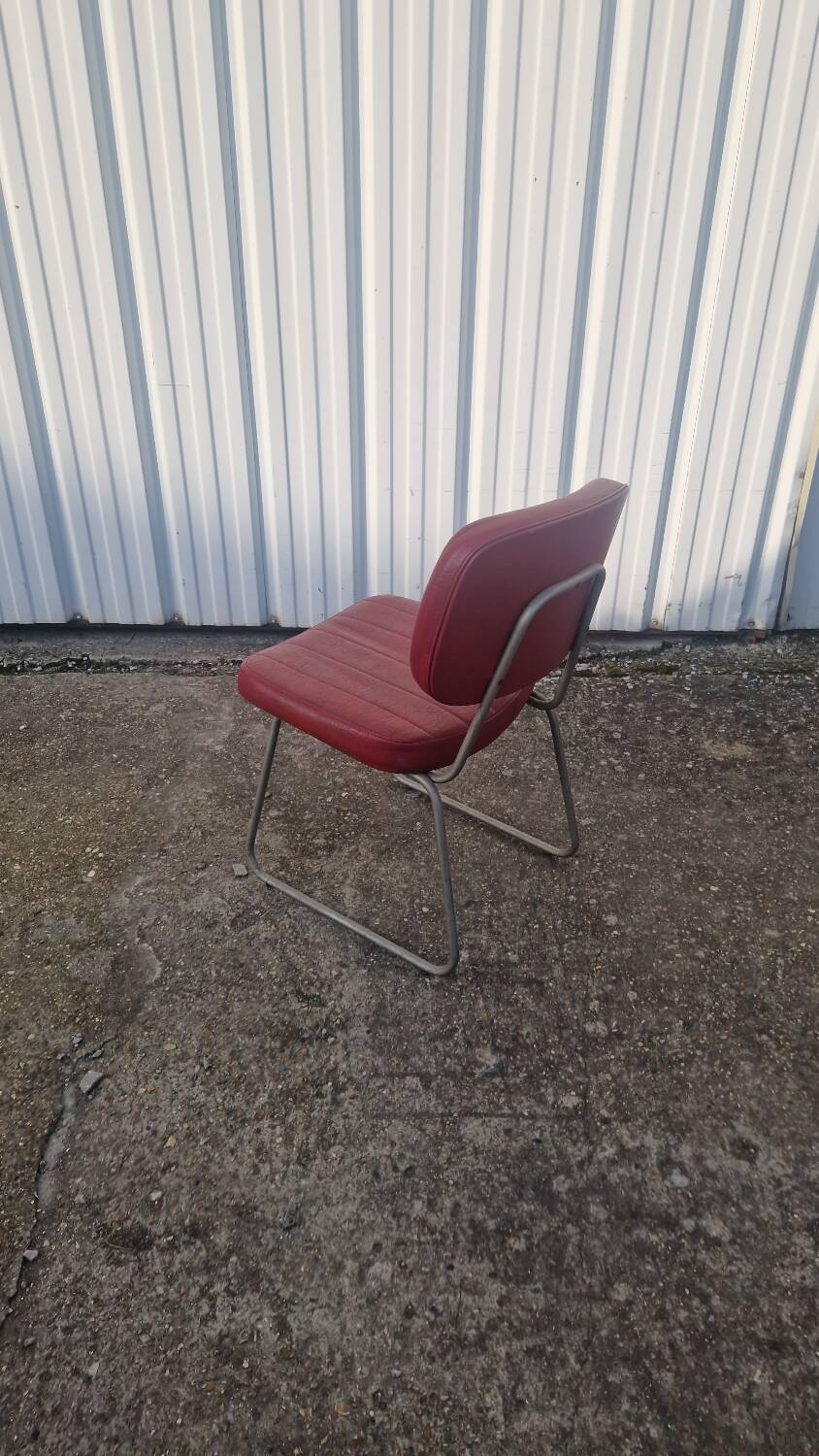 Set of 10 vintage US chairs