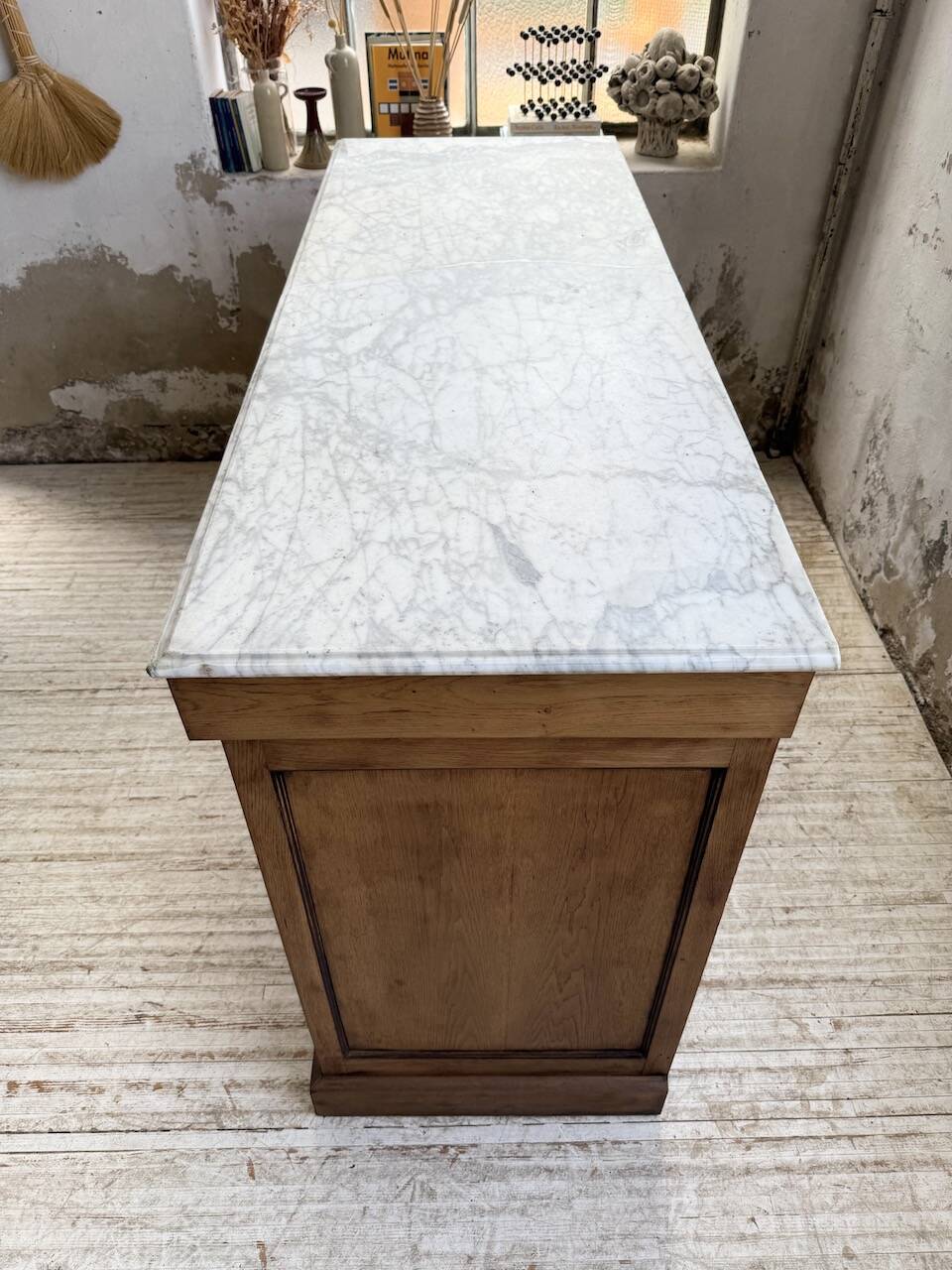 Oak and marble counter 1950