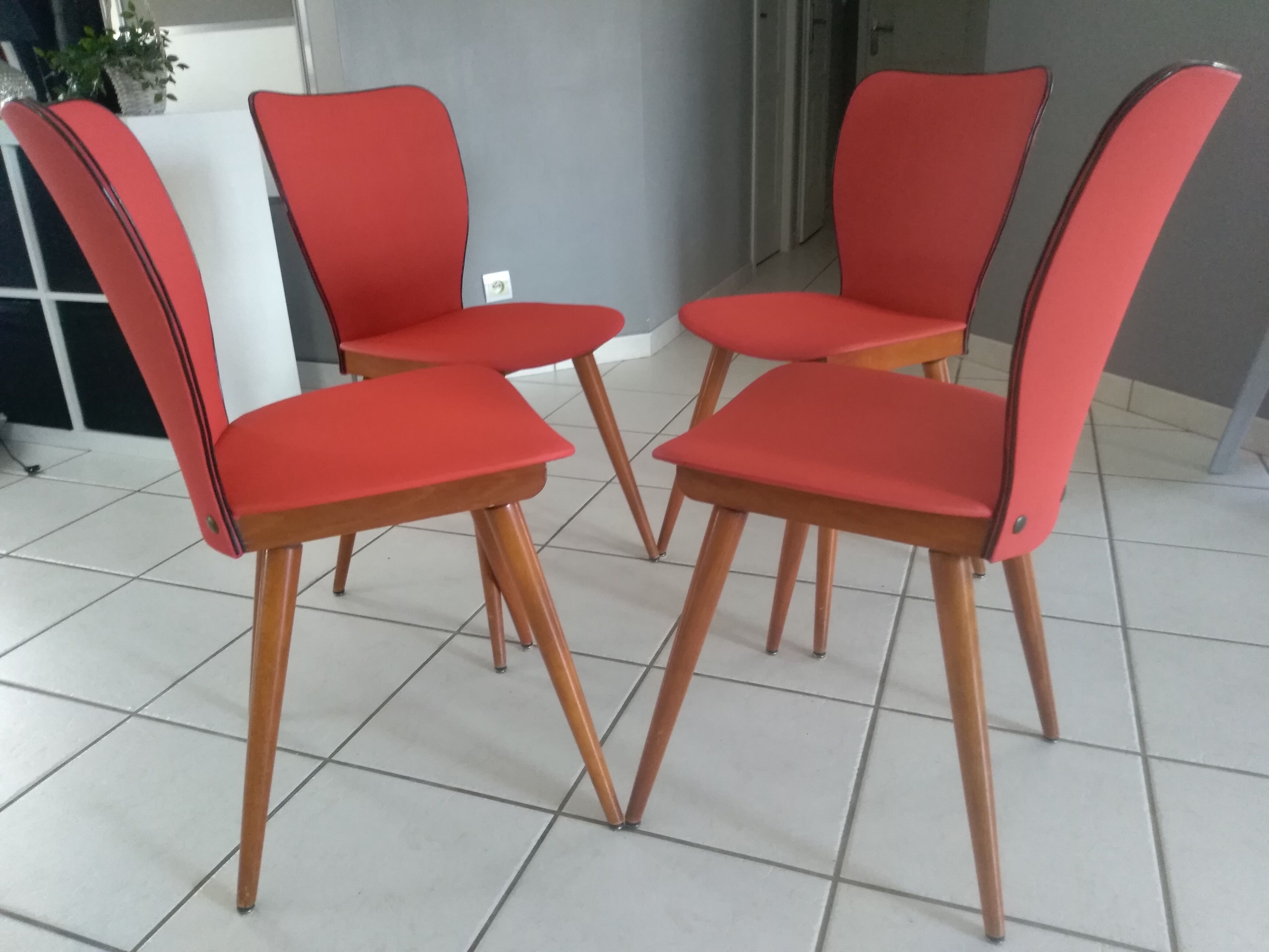 Suite of 4 chairs by Bistrot Baumann 800 by Swiss designer Max Bill 1950s