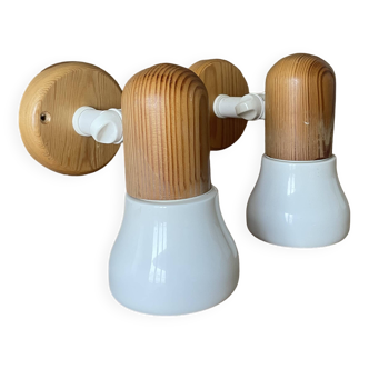 Set of 2 pine wall lights from the 80s