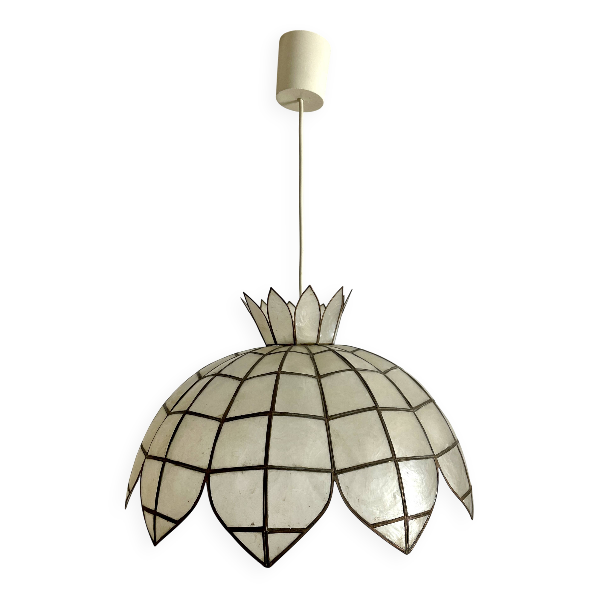 Suspension vintage en nacre et laiton