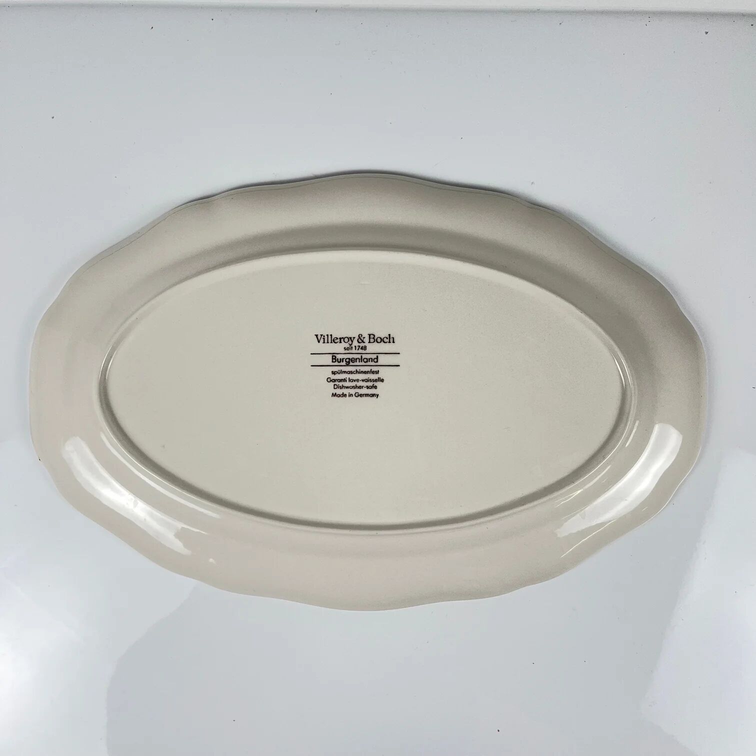 Large oval dish "Burgenland", Villeroy & Boch, red