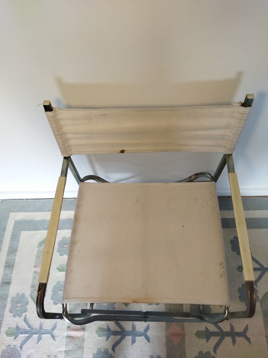 Italian folding chair