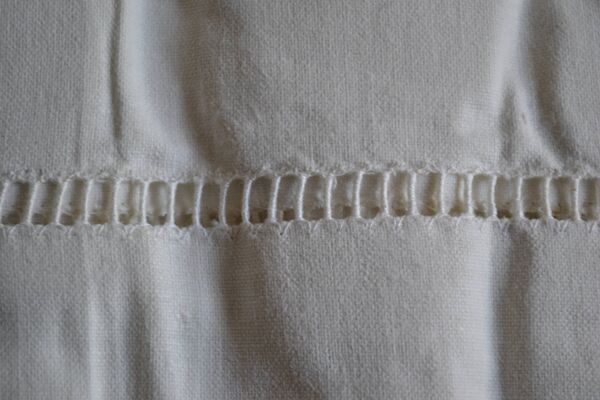 Drap ancien en métis avec jour Venise 240 x 325 Neuf De Stock New Old Stock