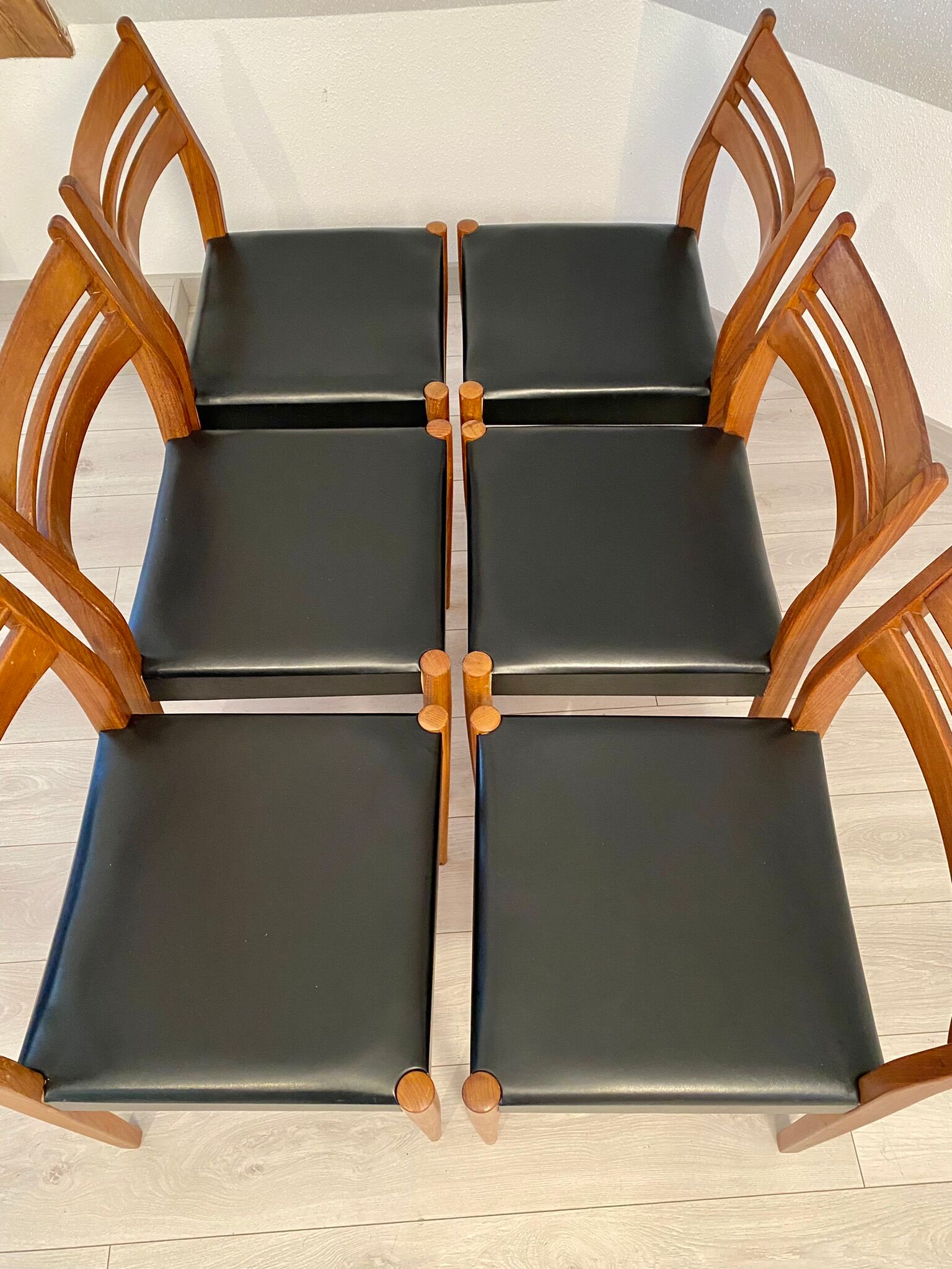 Lot 6 Scandinavian chairs year 60/70 beech and imitation leather