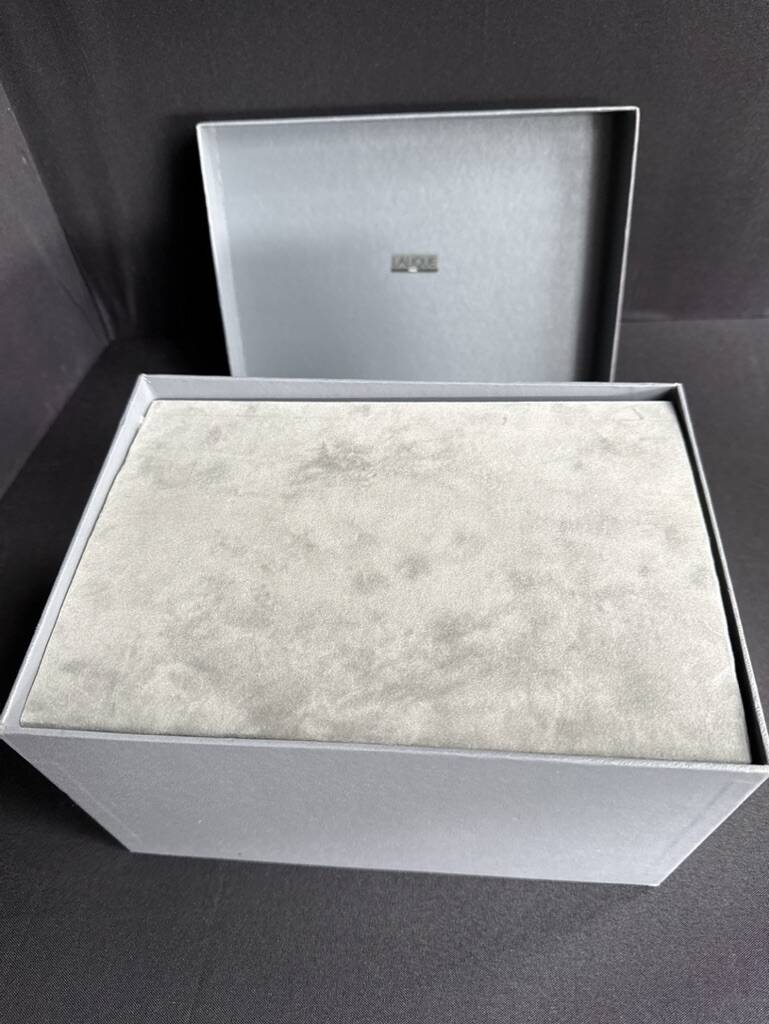 Lalique planter Compiègne