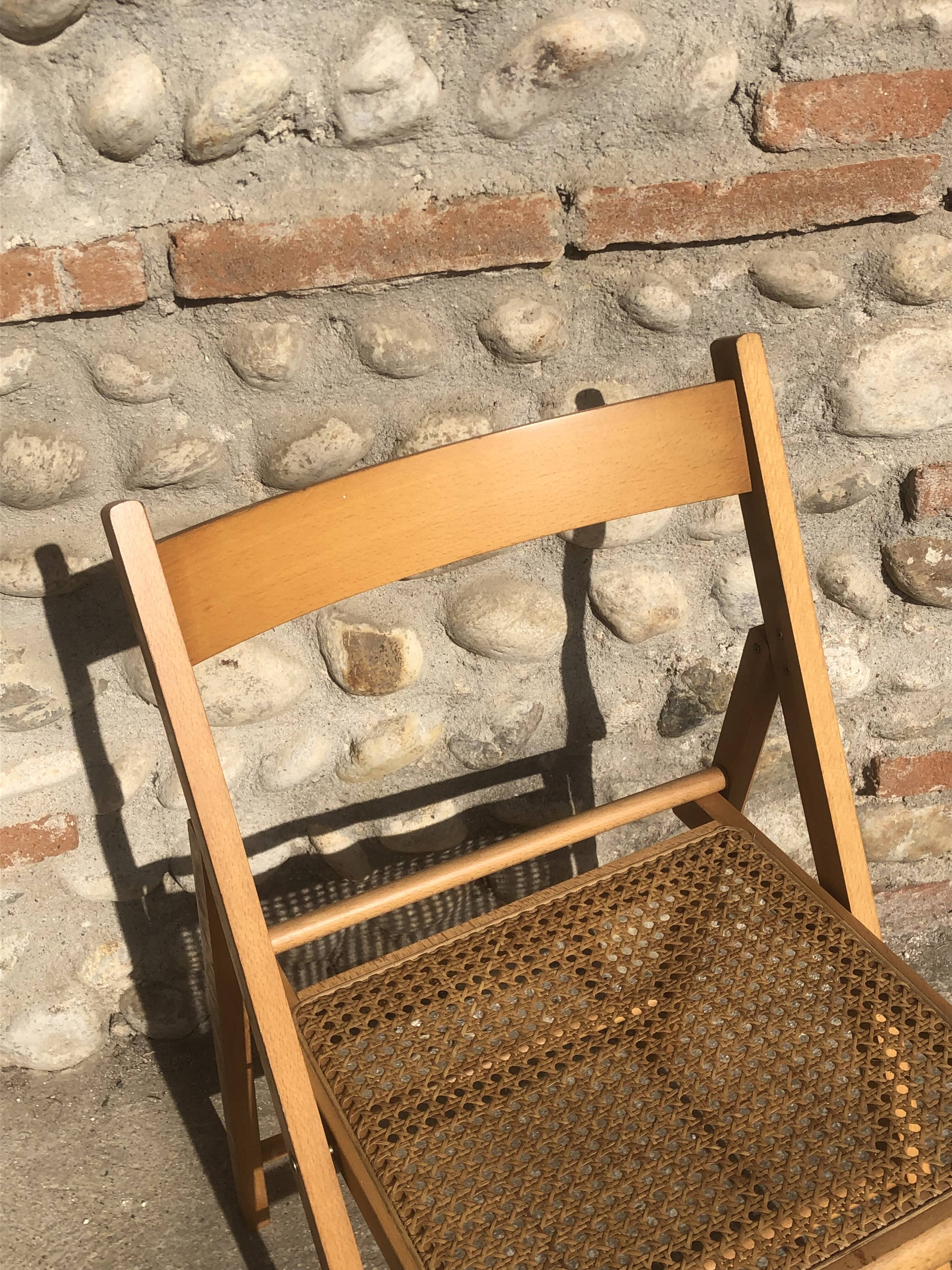 Folding cannage chair