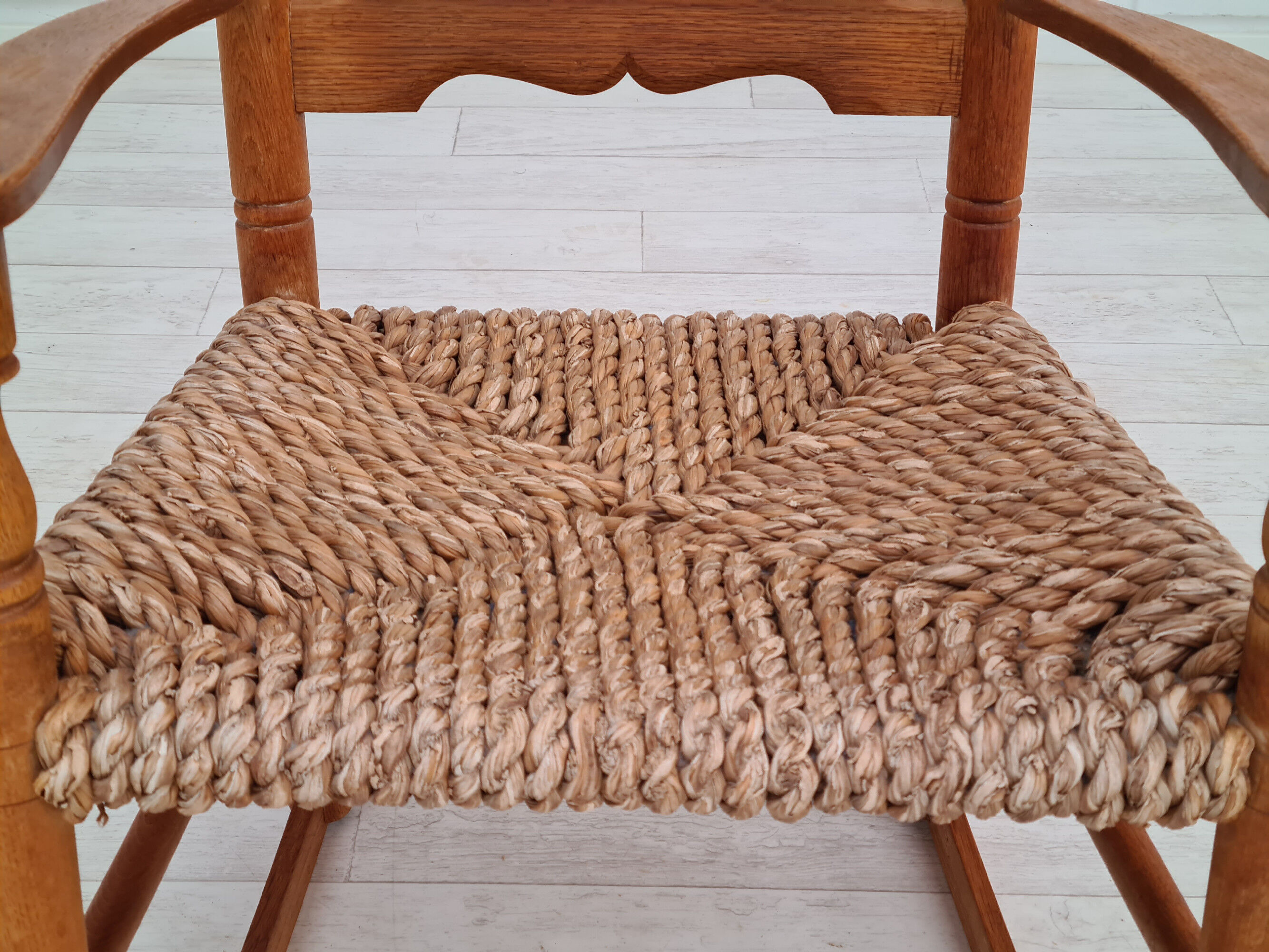 Rocking-chair, oak wood, natural fiber
