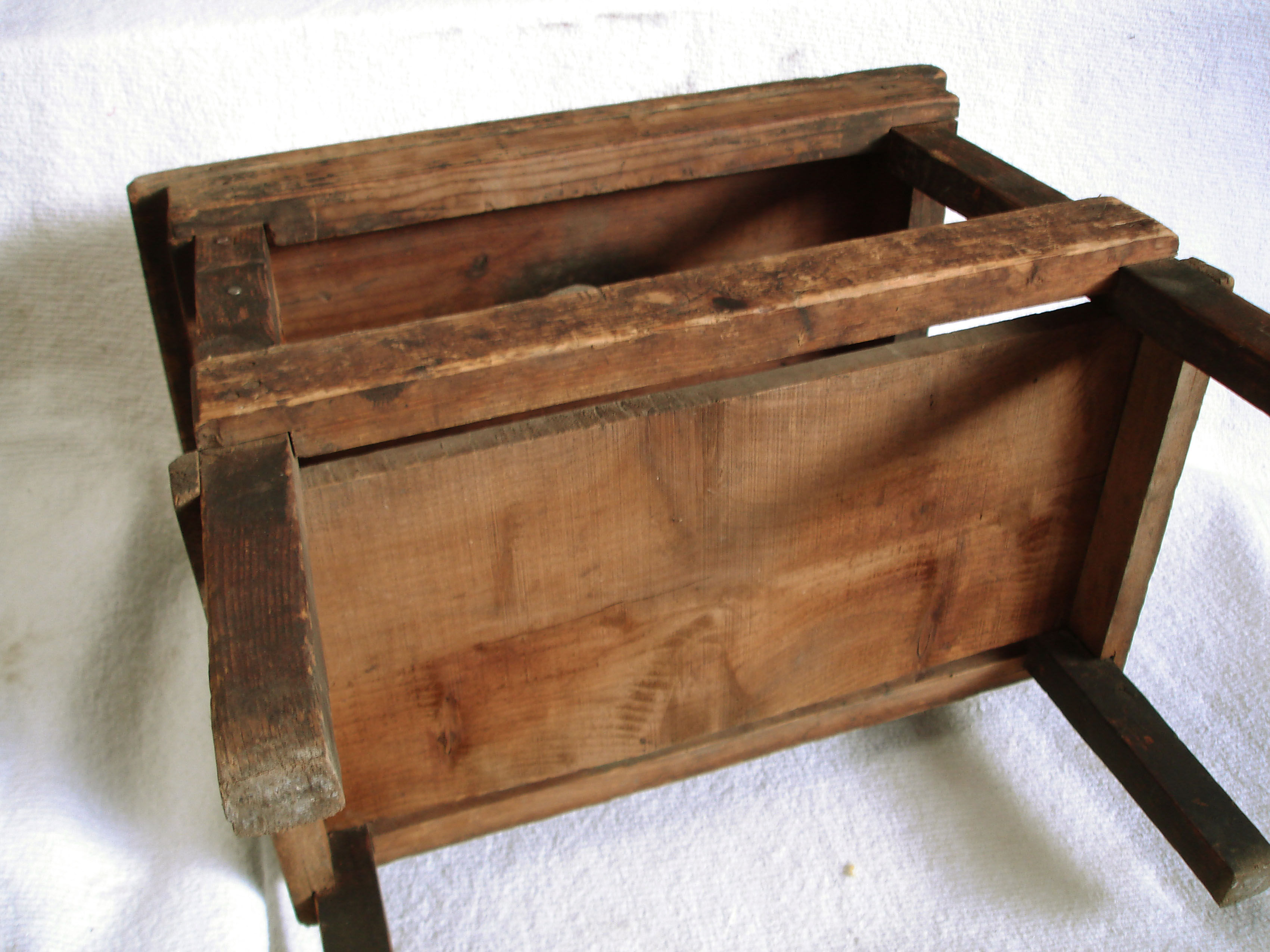 Silk worker's stool