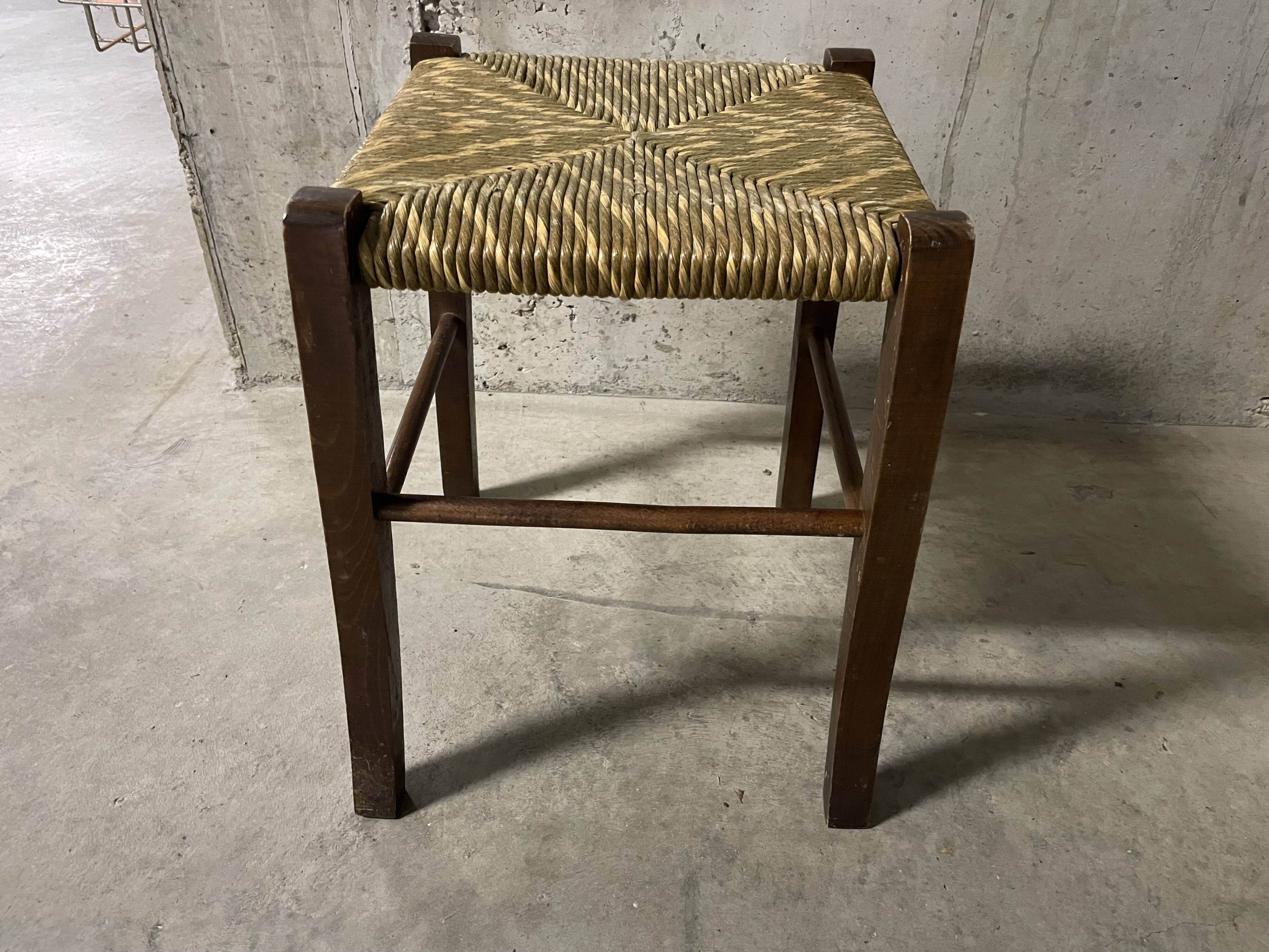 Straw stool