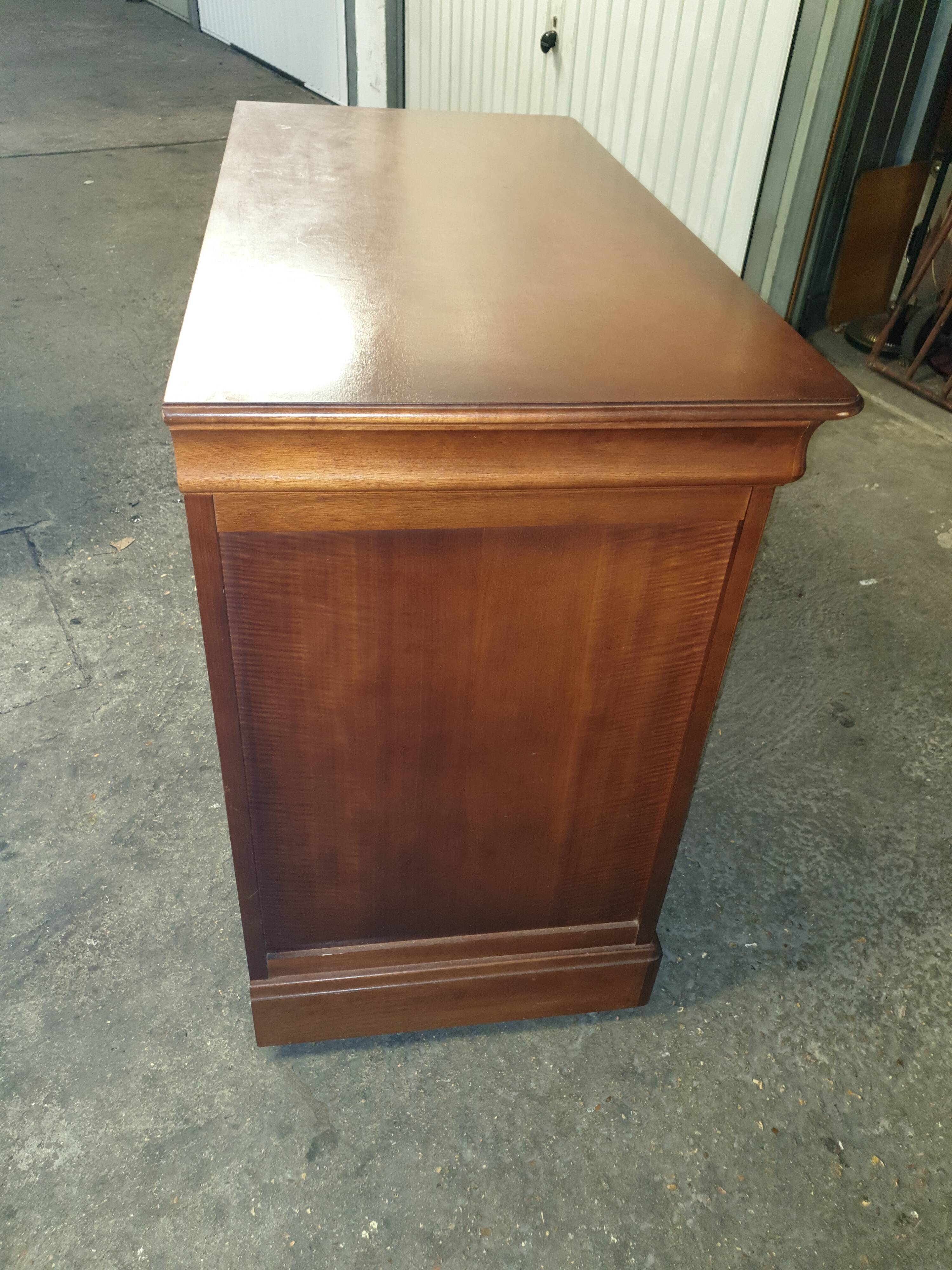 Commode 4 tiroirs  contemporaine