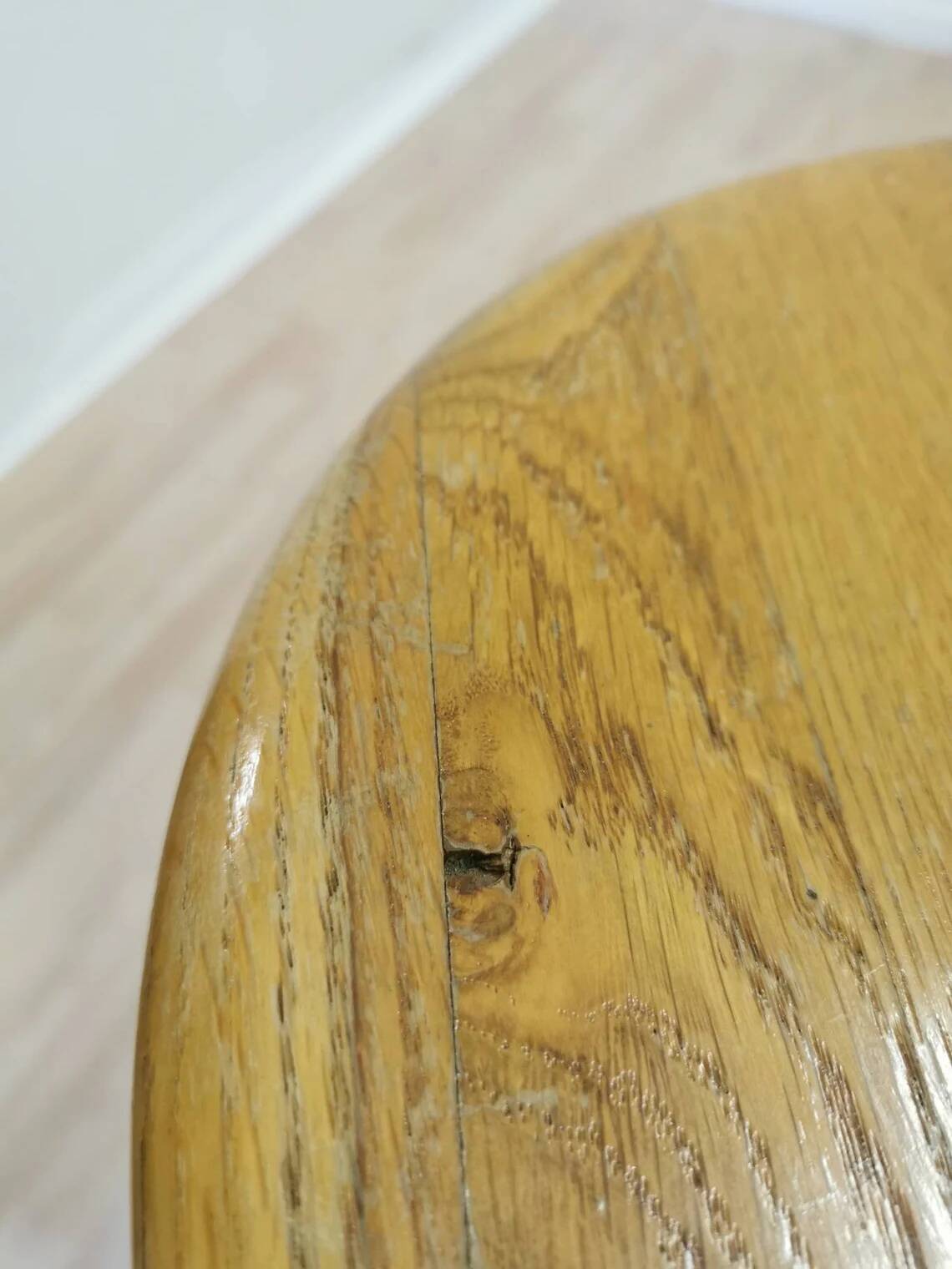 Tabouret de bar vintage en chêne (1 sur 2) : chaise haute industrielle yougoslave des années 1980