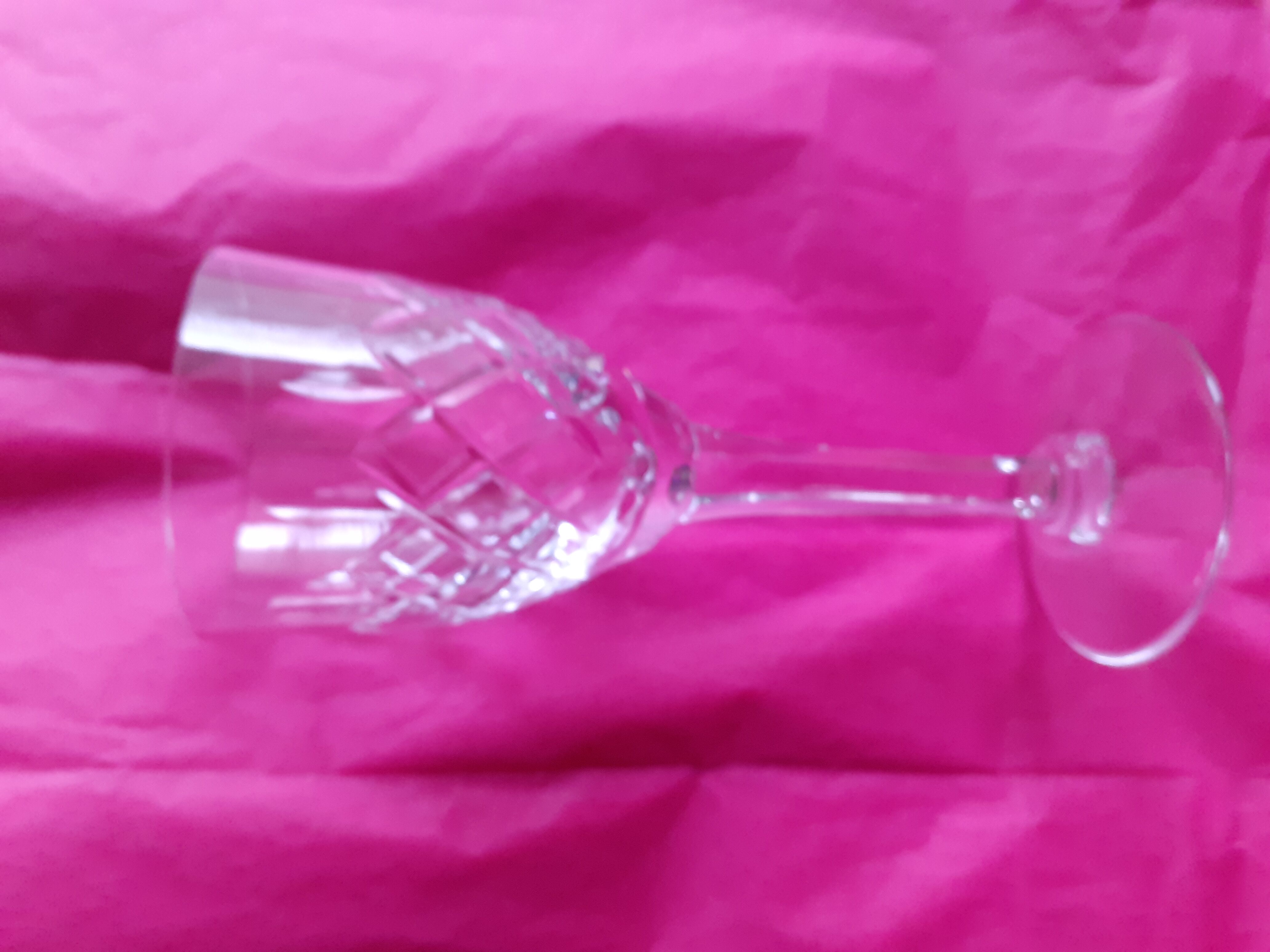 10 crystal wine glasses of Lorraine cut crystal