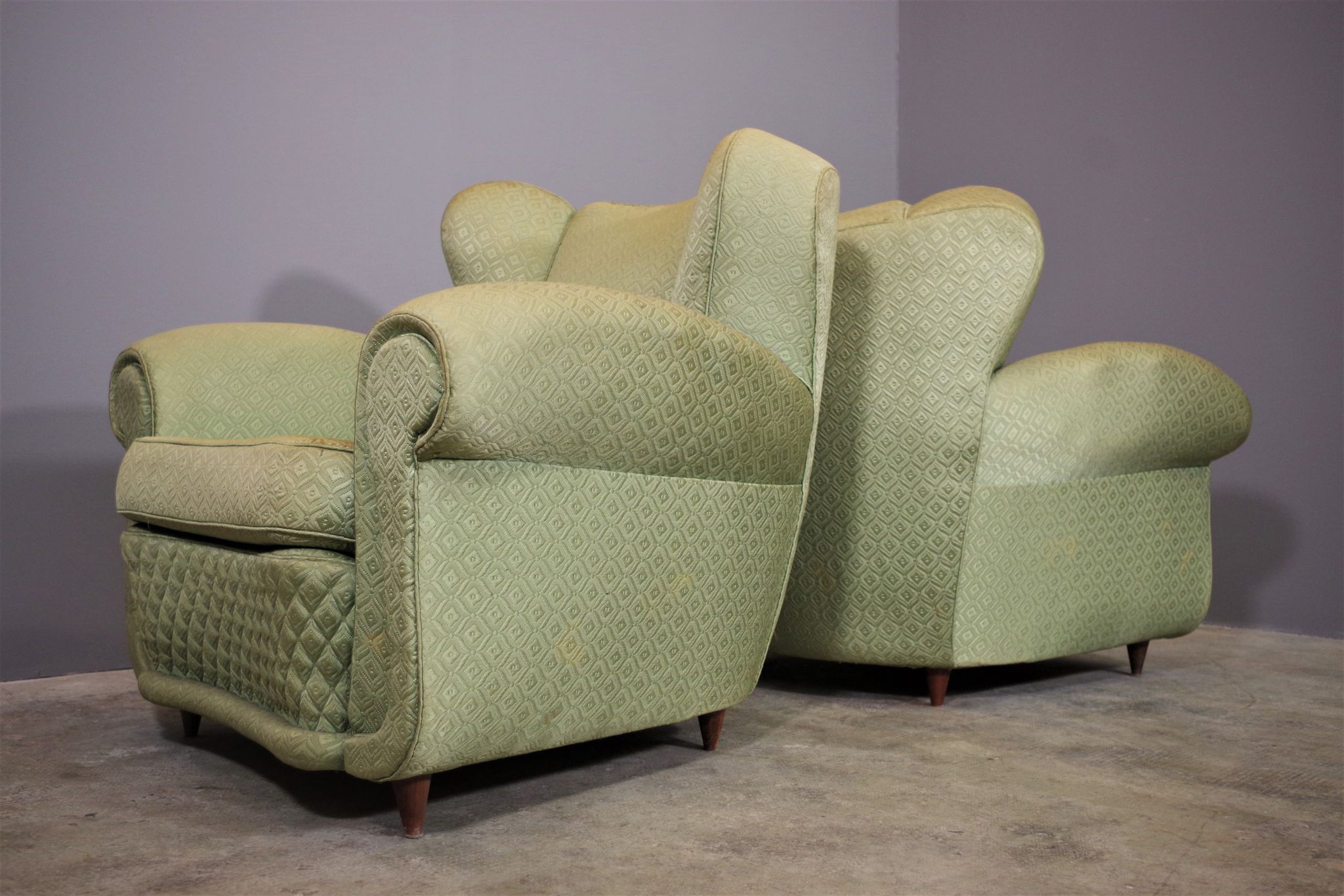 Fan-shaped armchairs set of 2
