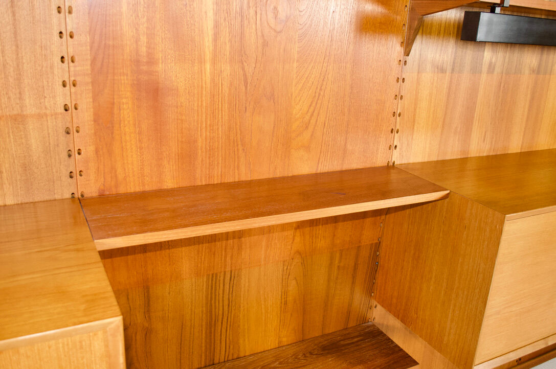 Modular wall system with Cado panels by Poul Cadovius, teak, from 1959.