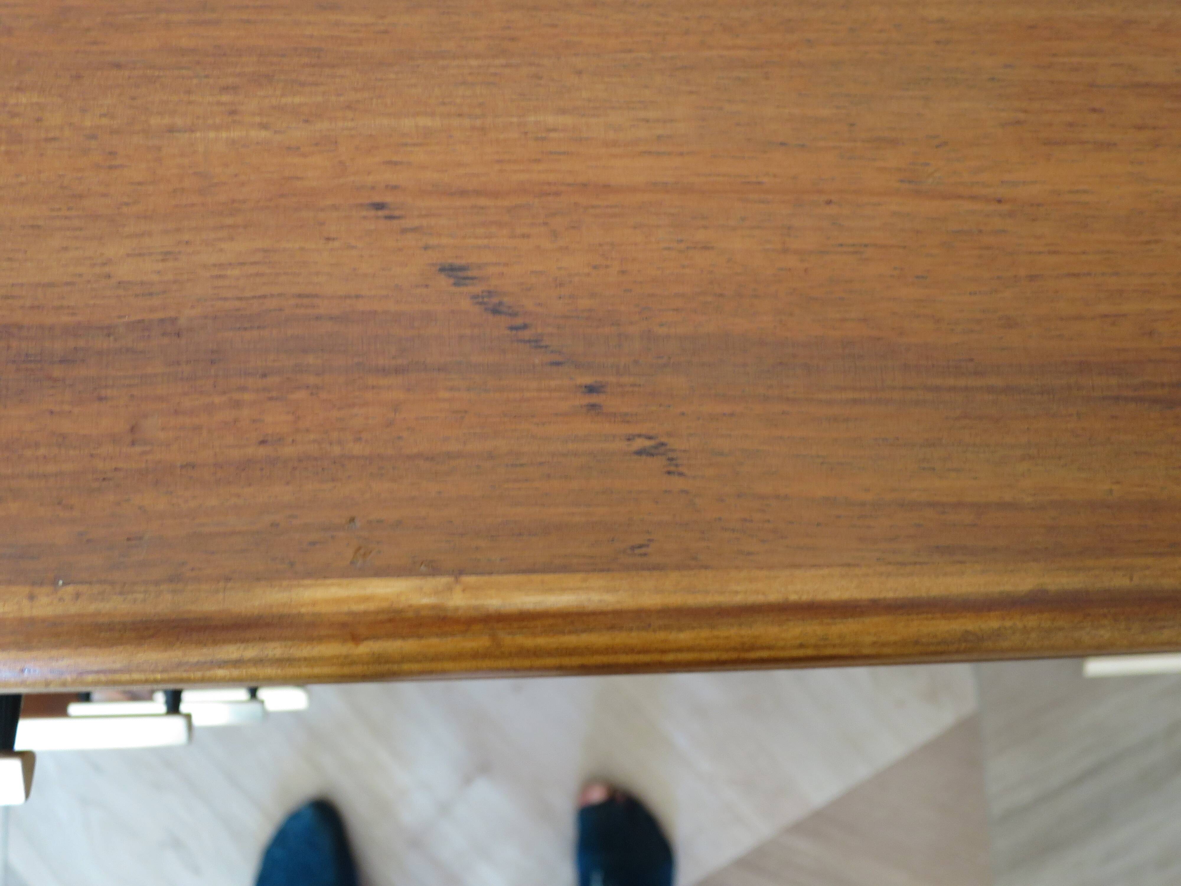 Cabinetmaker's chest of drawers - 4 drawers - golden oak - with oblique profile - compass feet - 1950