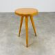 Tabouret tripode bois blond vintage