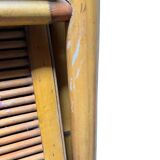 Foldable rattan shelf
