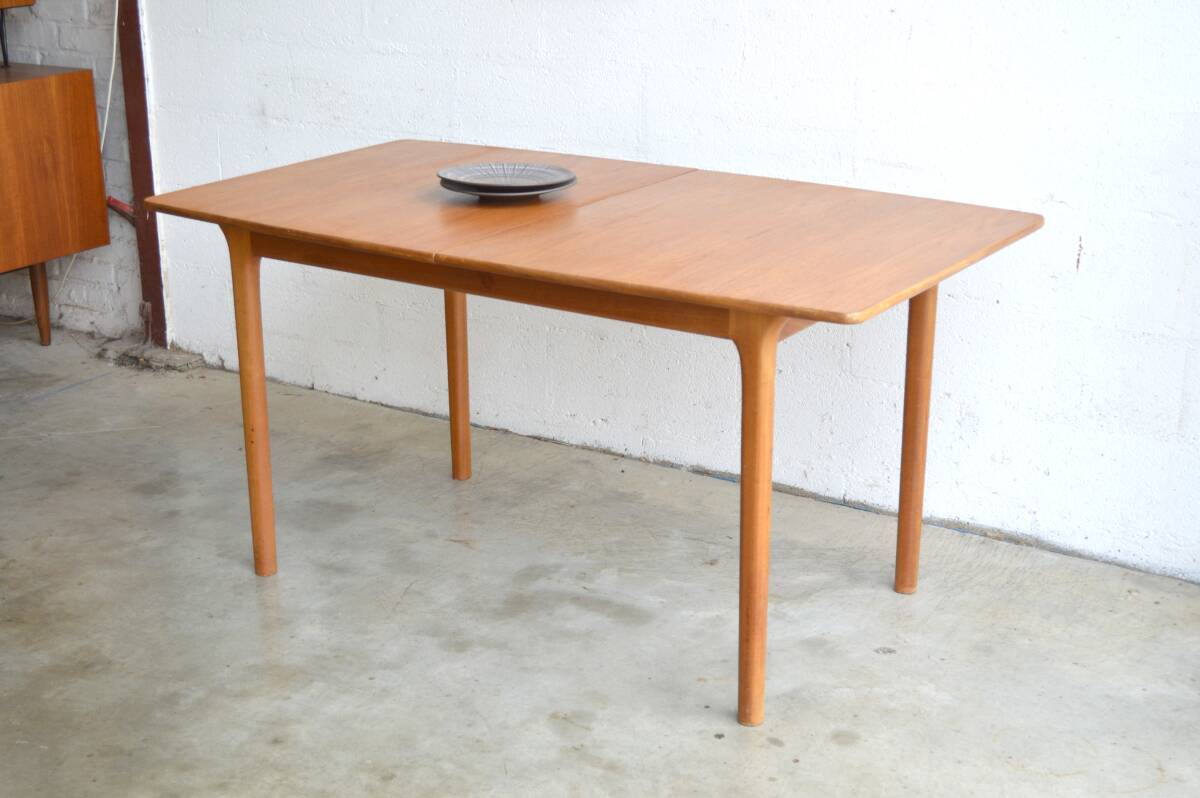 Table McIntosh rallonge papillon 147cm