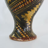 Iddeqi Kabyle pottery, Kabyle amphora,Berbere, Kabyle folk art. Year 50