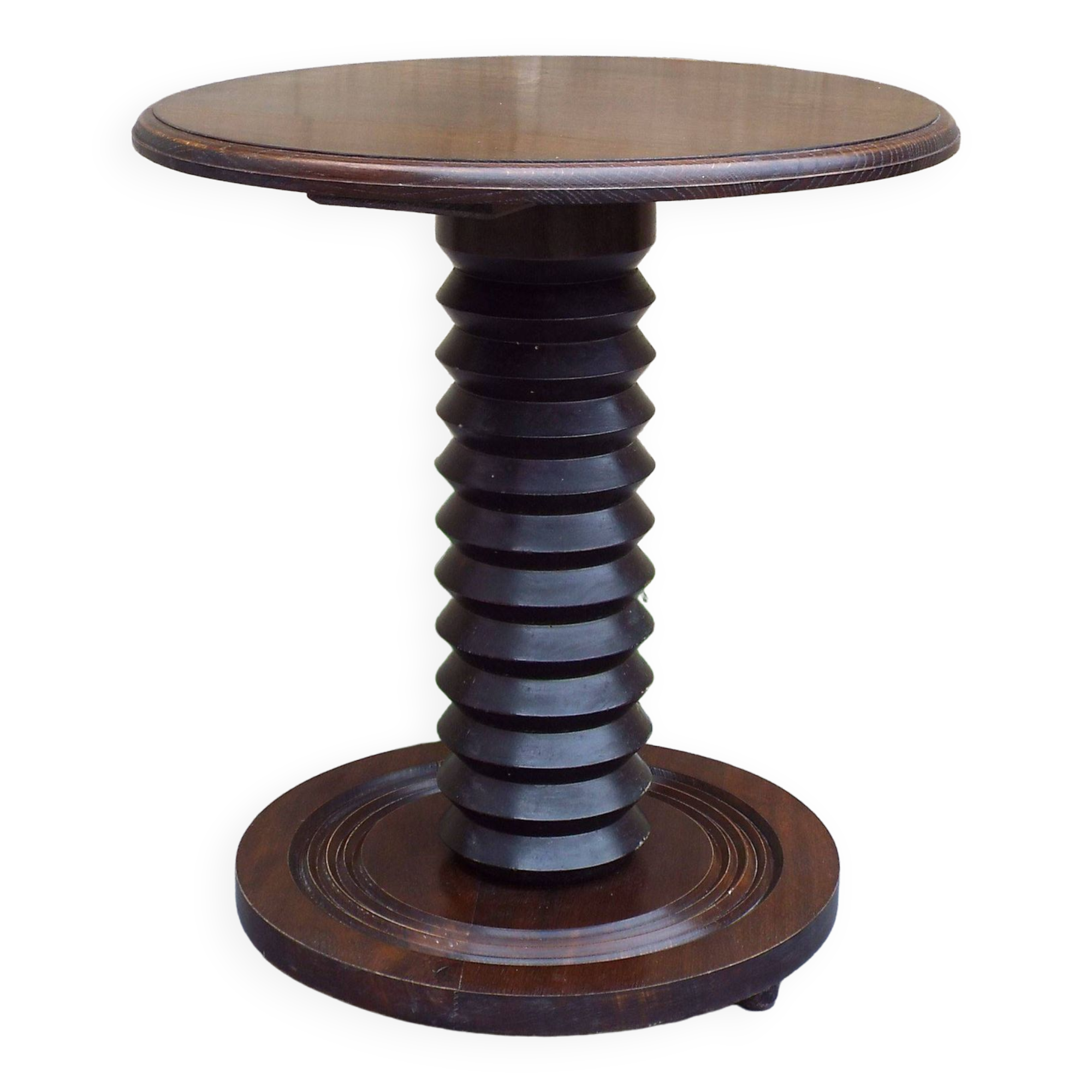 Round side table in turned wood