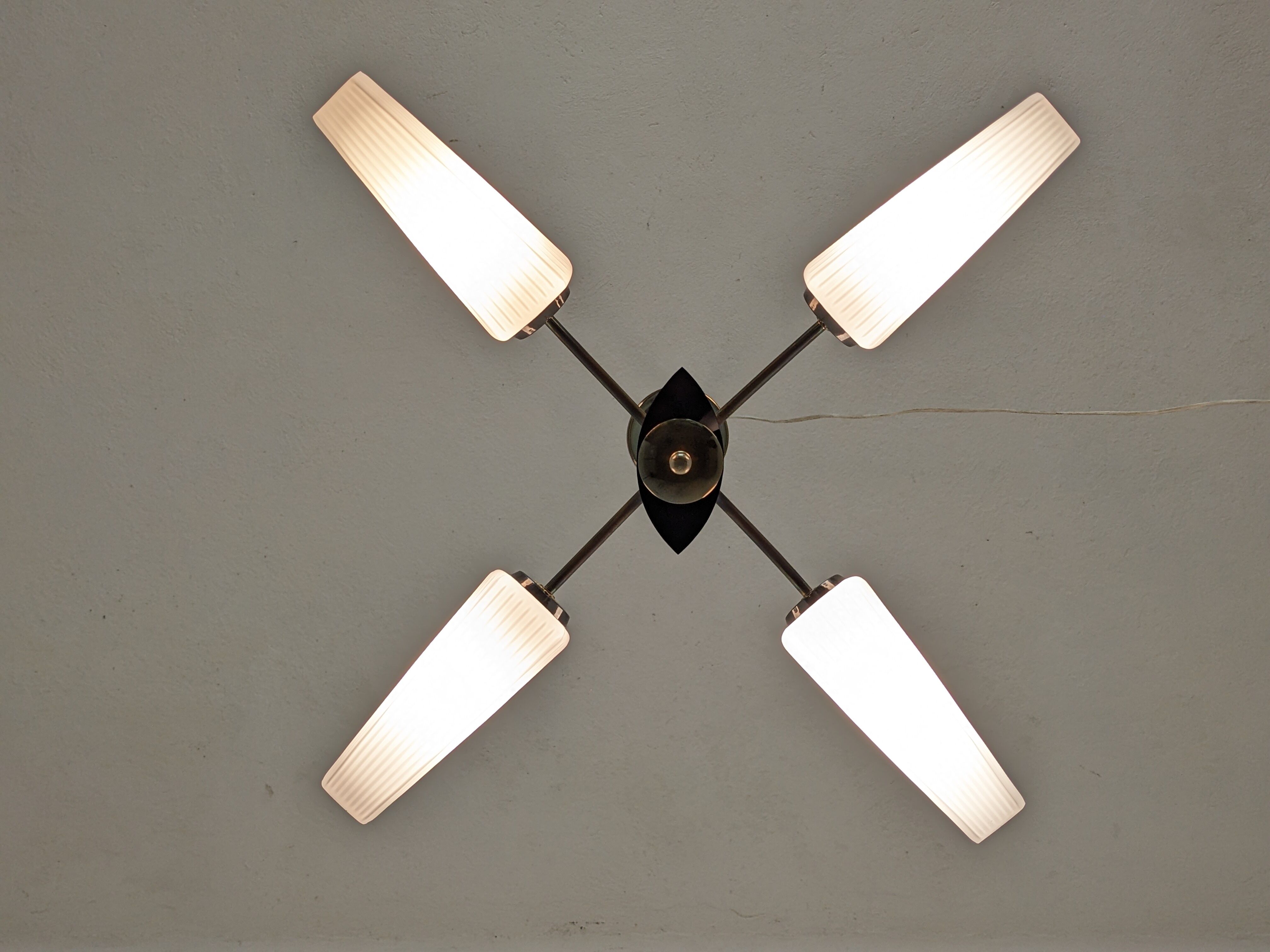 4-light chandelier from the 50s/60s