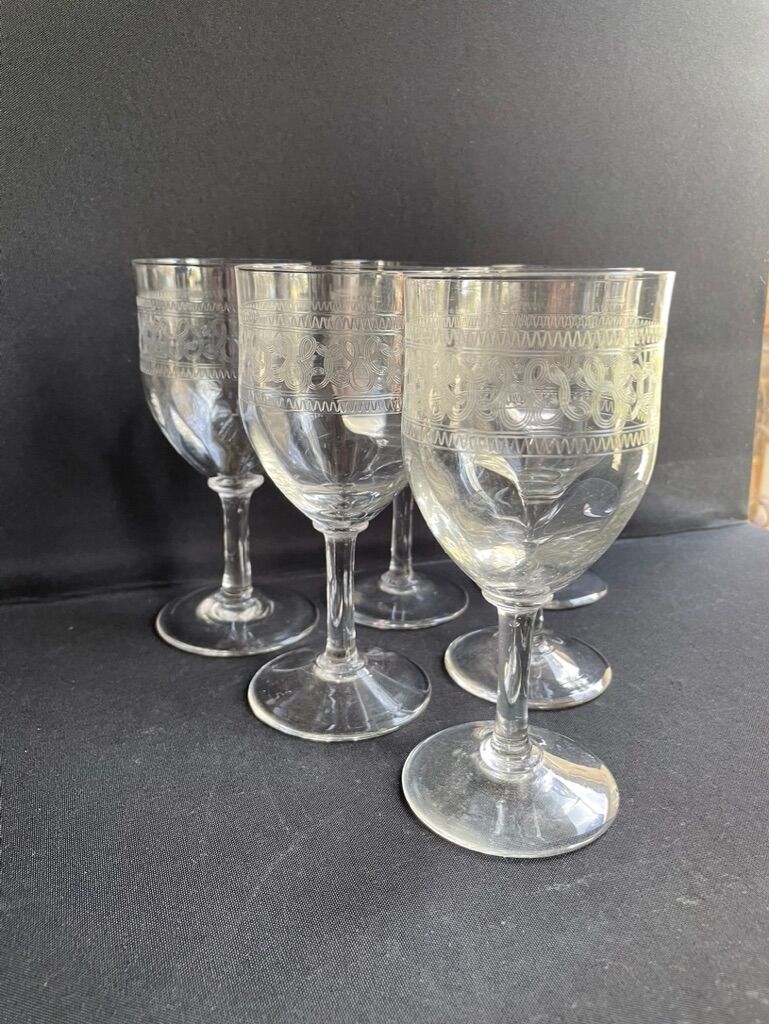 6 Large glasses 1/2 guilloché crystal – Art Nouveau